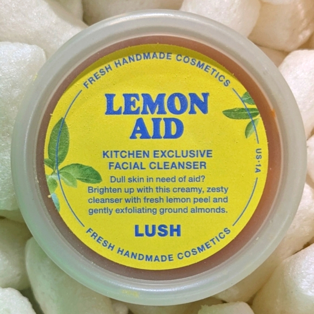 Lush Lemon Aid Facial Cleanser